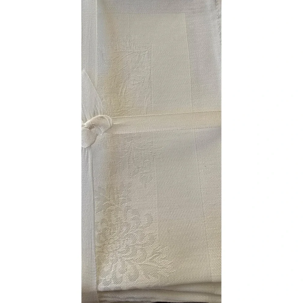 Set of 24 Vintage‎ White Napkins Approx. 20